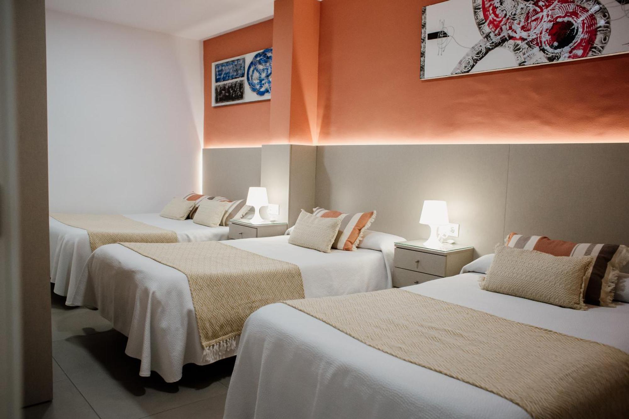 Apartamentos Turisticos Mastil 16 Málaga Dış mekan fotoğraf