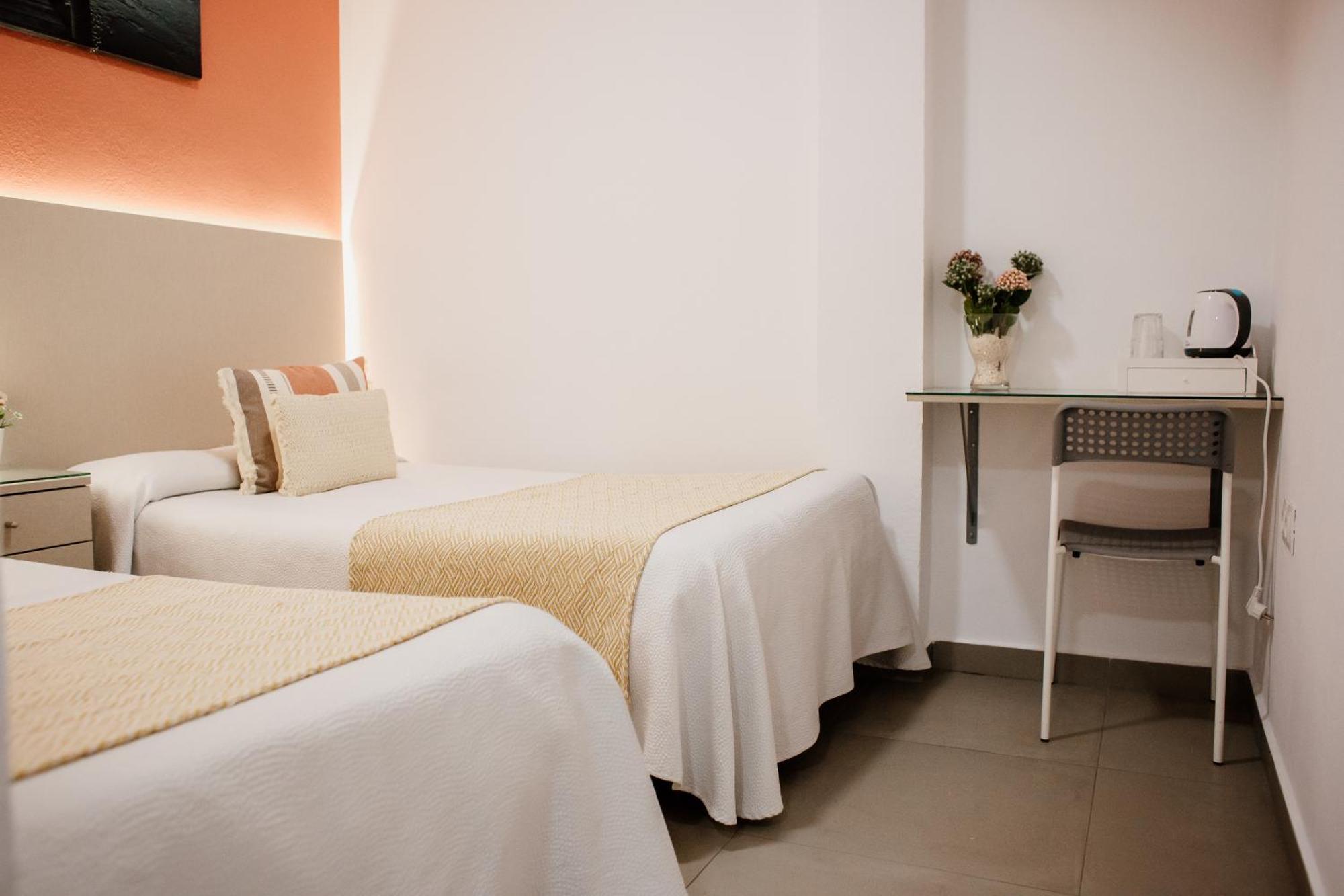 Apartamentos Turisticos Mastil 16 Málaga Dış mekan fotoğraf
