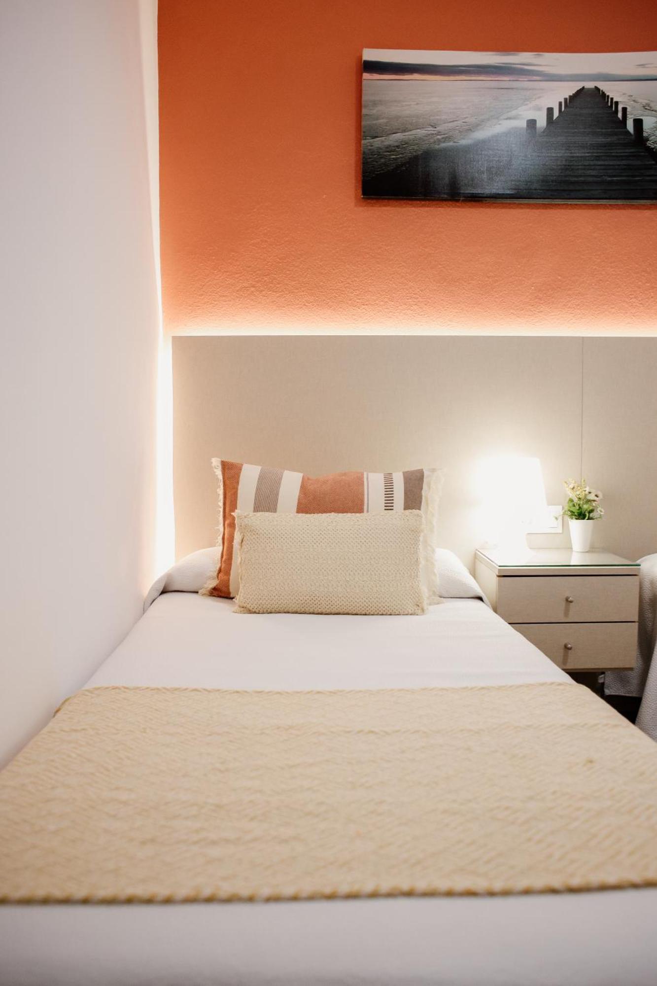 Apartamentos Turisticos Mastil 16 Málaga Dış mekan fotoğraf