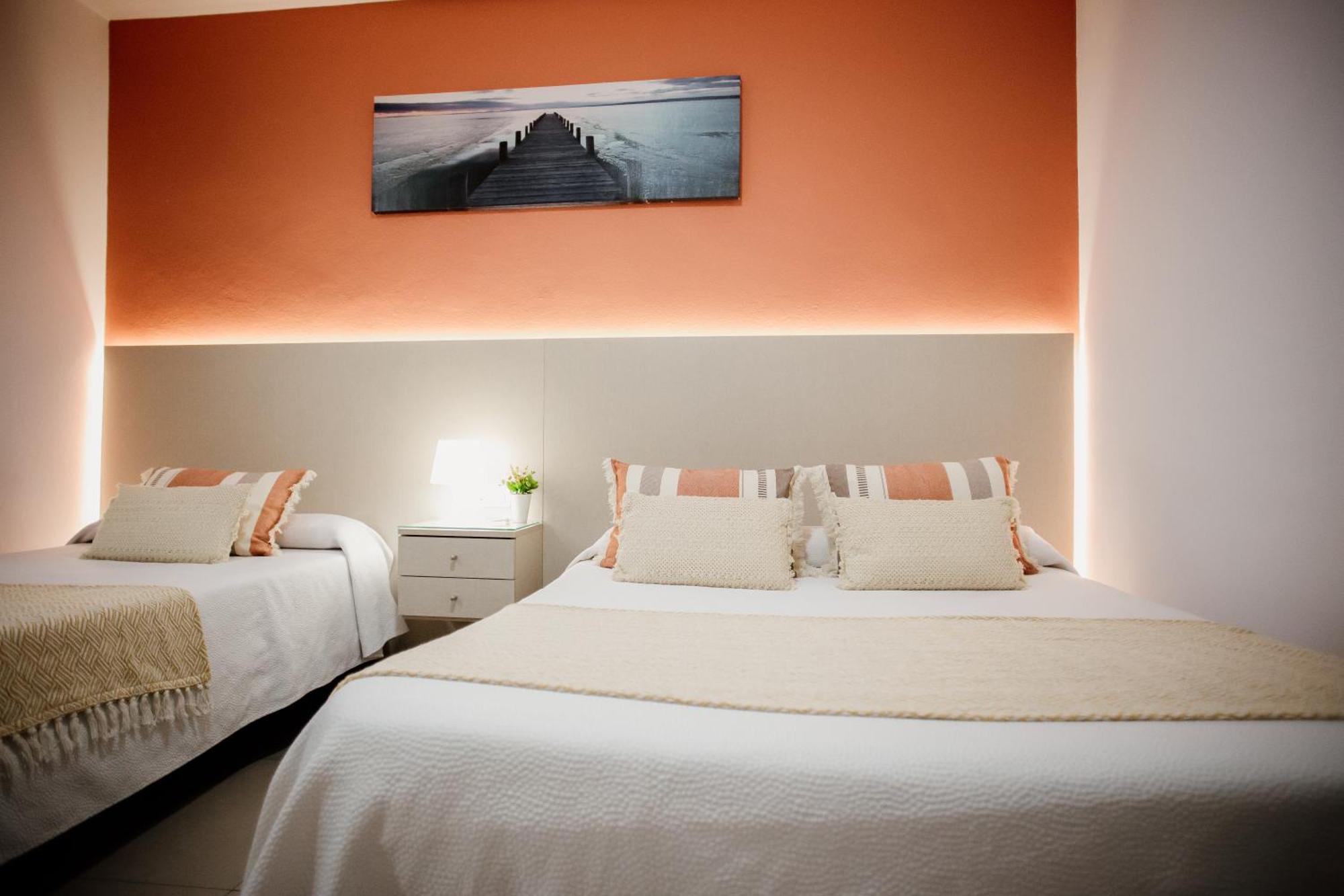 Apartamentos Turisticos Mastil 16 Málaga Dış mekan fotoğraf