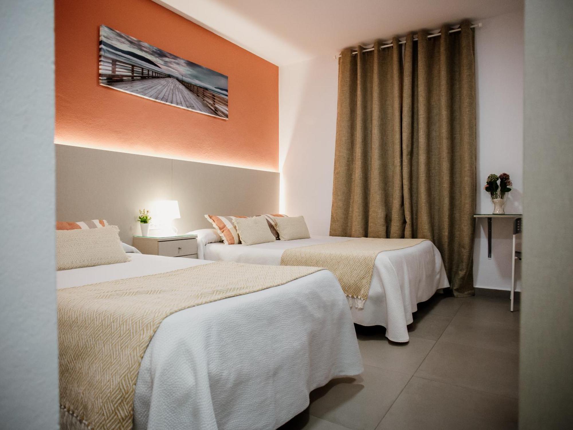 Apartamentos Turisticos Mastil 16 Málaga Dış mekan fotoğraf