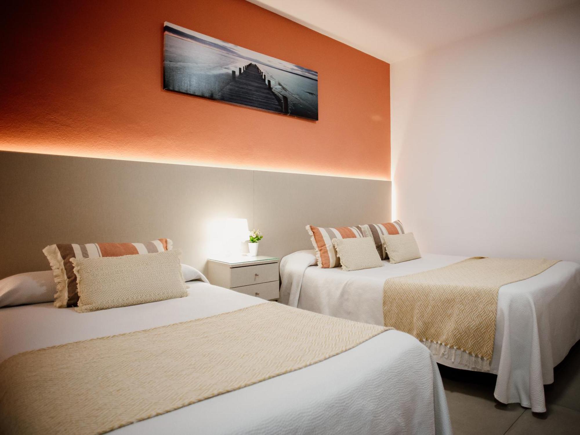 Apartamentos Turisticos Mastil 16 Málaga Dış mekan fotoğraf