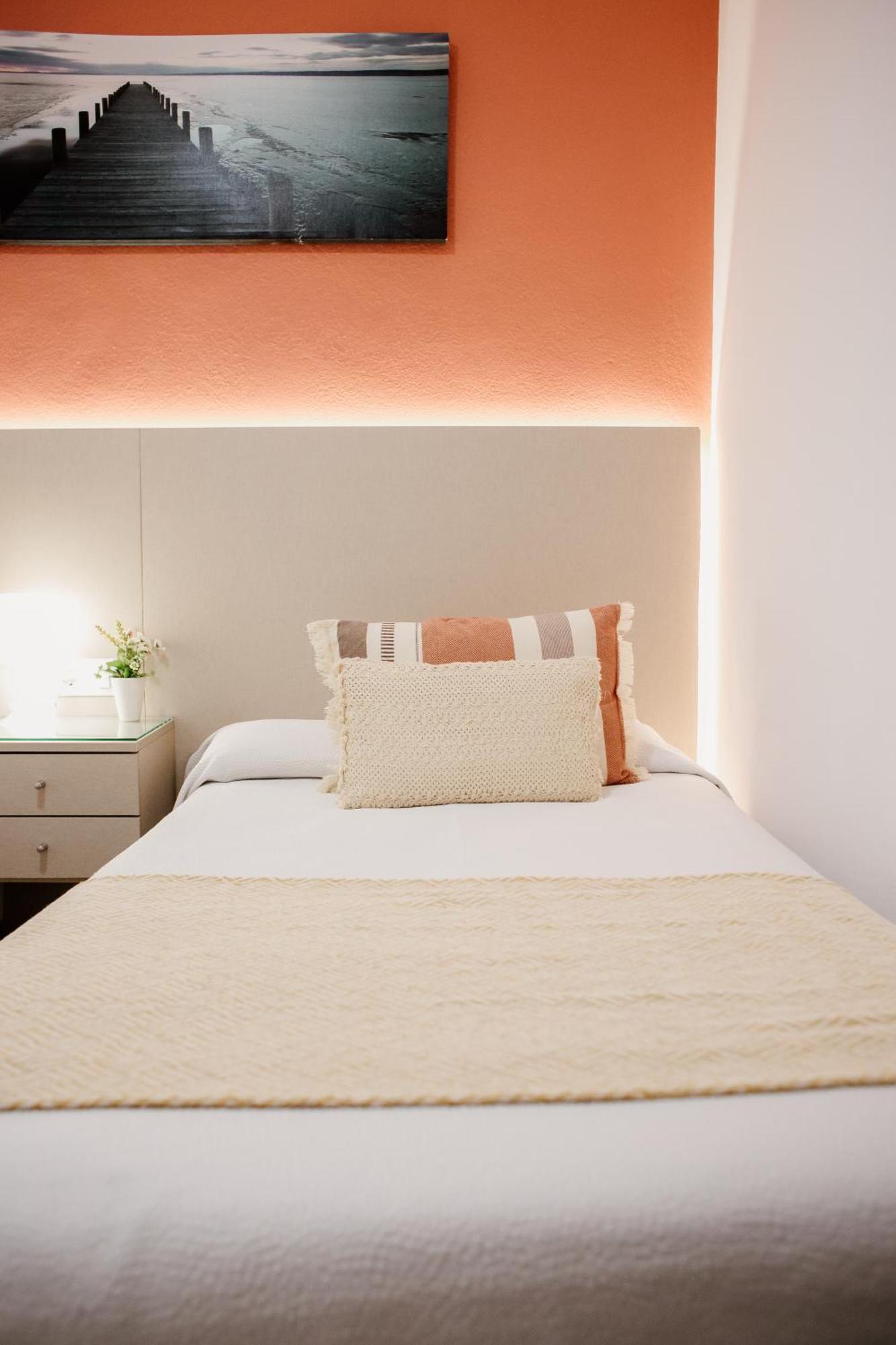 Apartamentos Turisticos Mastil 16 Málaga Dış mekan fotoğraf