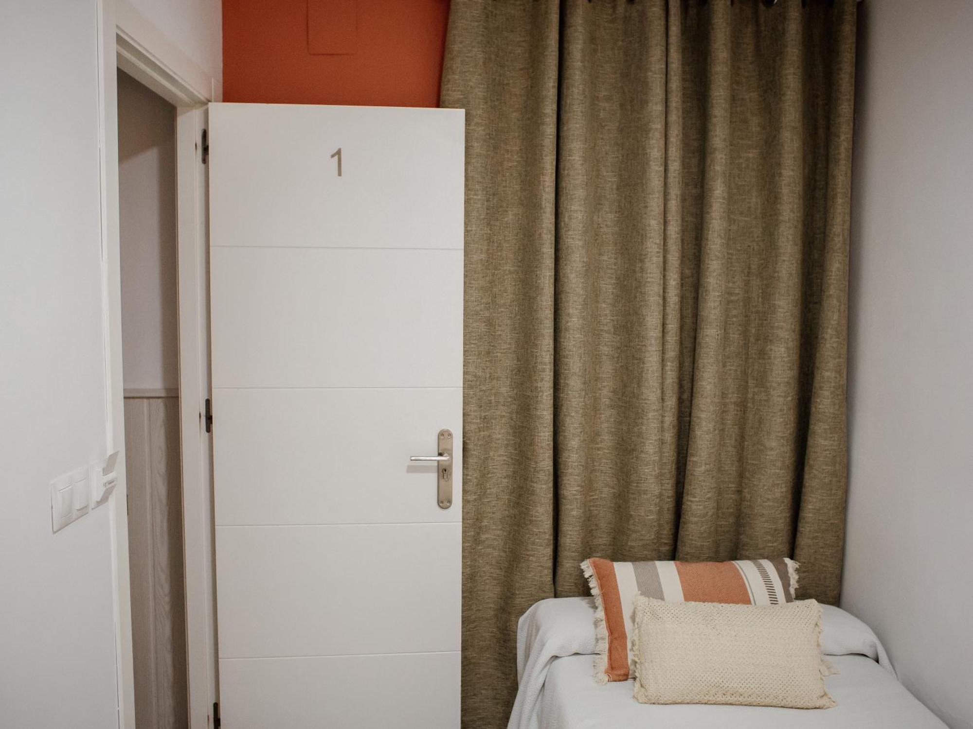 Apartamentos Turisticos Mastil 16 Málaga Dış mekan fotoğraf